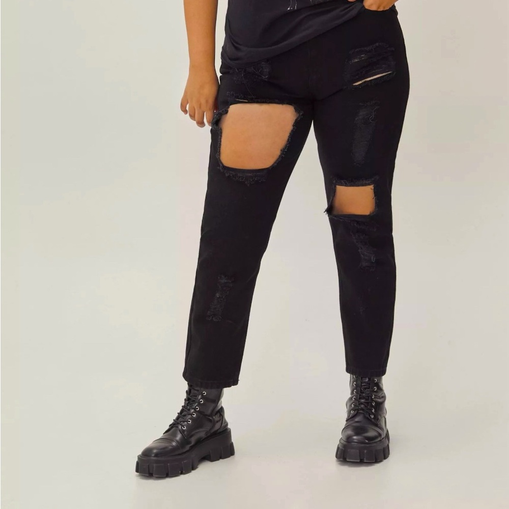 NWT Nasty Gal Organic Denim Distressed Mom Jeans - Sz US14, UK18
